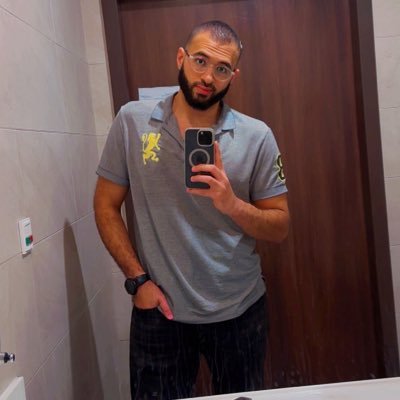 A Pharmacist 🖤💉 Mecca-KSA🇸🇦✈ Coffee addict☕ Insta》Omar3zoz98