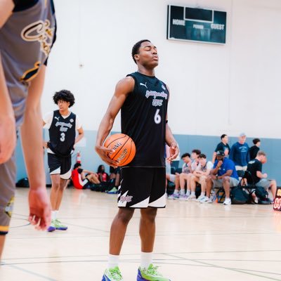 6'3 CG | 195lbs | 2026 | @BulldogsBB843 | 4.2 GPA | 📞 843-240-7148 | NCCA ID #2301762708 | nesbitaustin3@gmail.com