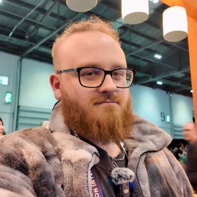 Entertainer - DJ - Streamer - Creator - Wired Productions Official Twitch Streamer goldiroxs@hotmail.com