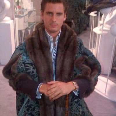 veliblanuit's profile picture. Côtoies moi pour gagner des points en street cred ! 🤠