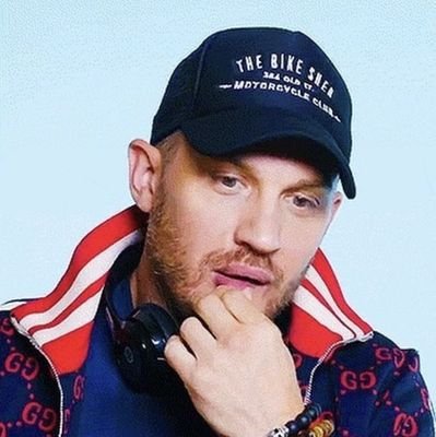 I'm tom hardy from London humble myself in England