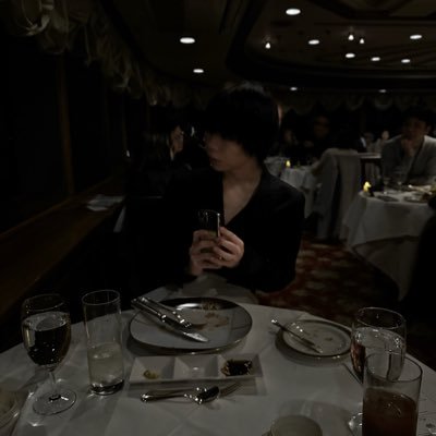 x_vzo5's profile picture. 東京03