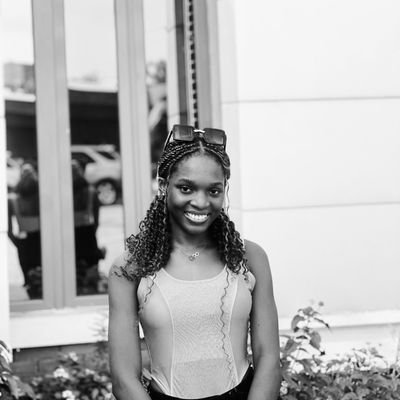 A girl that found passion in the charts☺️📈📉📊
Making a living out of my hobby 🤍🖤🌸🥀
https://t.co/SrIP0L0BCW join me where trading is raw.