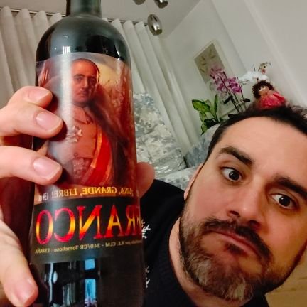 HamStarooh's profile picture. Traficante de odio (y juegos de mesa), Ingeniero de la mentira (y de teleco)