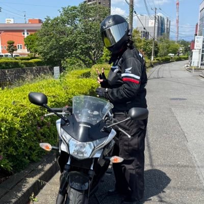 05 ゲームやってます。MC41乗っていた限界専門学生です。SGTは8号車と16号車と61号車応援しています。無言フォロー大歓迎🙆♀️無言フォロー失礼します🙇♀️2025/03/04普通自動二輪免許取得。日常垢 @minadayo_0419