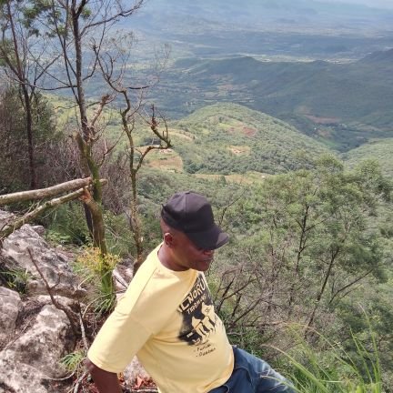 DeSerengeti's profile picture. l read comments for a living 😉.God fearing /ManCity FC