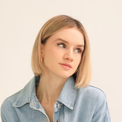 JulieZubareva's profile picture. 