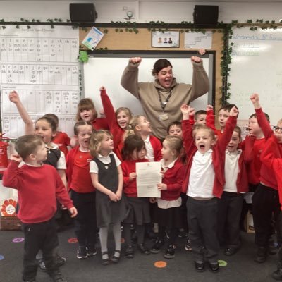 MissSingleton8's profile picture. Heron Class Teacher - mixed reception and year 1 💚