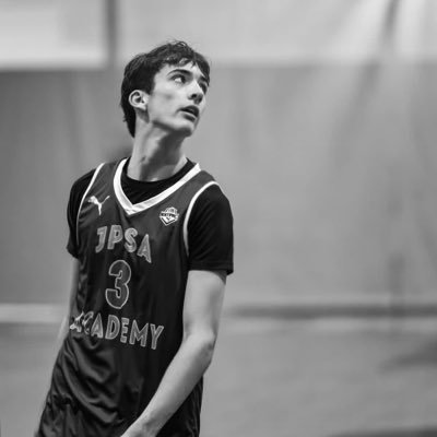 6’1.5, 155 Combo Guard / Class of 2027 / 4.4 GPA, 30 ACT / Jesuit High School of New Orleans / JPSA NXTPRO Puma / Contact: (504) 380-1741 thulefeld09@gmail.com