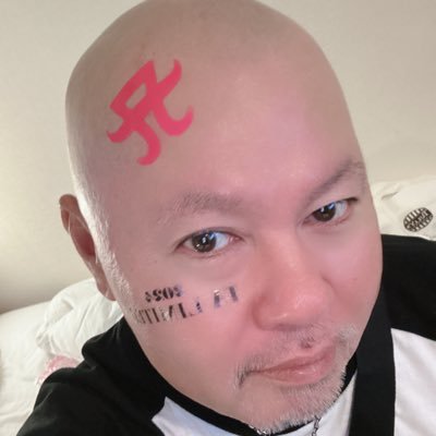 machico2ch's profile picture. 新宿一丁目のゲイバーみすまっちのママです。https://t.co/31FWzPDscH