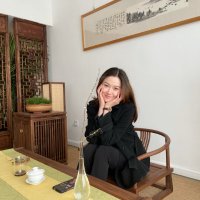 Lily (@7095ef089126400) 's Twitter Profile