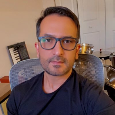 e-commerce Manager, UI/UX Designer, eCommerce Consultant #Drummer