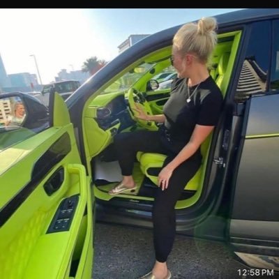 mammaeithe45820's profile picture. I'm a $202 mega million lottery winner in Edison, NJ i'm so blessed so i'll be giving away $10,000 to my first 2.5k followers 100 greatful and blessed 💸