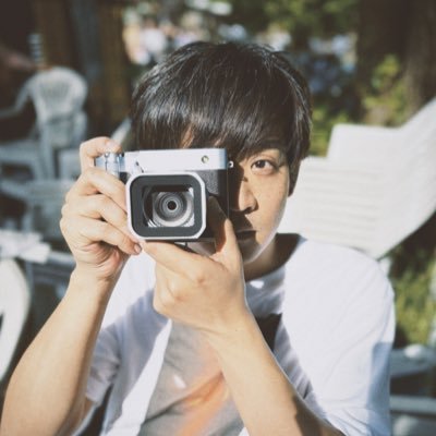 CashmereBear's profile picture. 面白いものにはとりあえず 頭を突っ込んでみる向こう見ず。 フリーランス映像屋さん 演劇では@eriijapan スタッフスタメン 毎週木曜日は実家のパンケーキ屋さん。 頭が硬いわりにランダム性を好む。 好きな技はゆびをふる かわいいものにはあらがえない。 @gizmodojapan の映像担当の1人