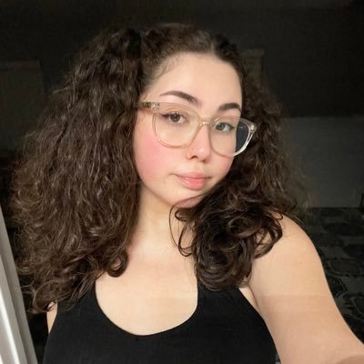 tasha_favron's profile picture. 