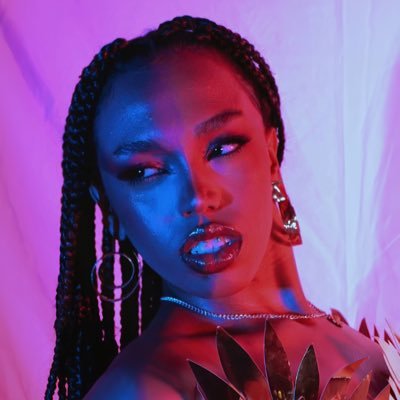 misscunt_'s profile picture. ig: misscuunt 🏳️‍⚧️
