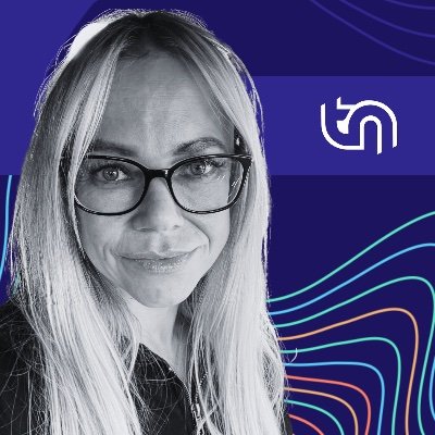 AI-Driven Marketing Strategist | Sales Innovator | Board Advisor & Educator
