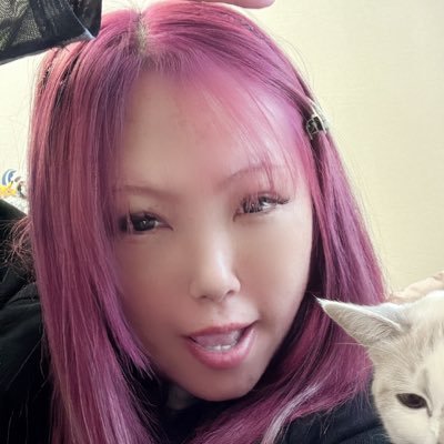 闇を知るからこそ真実の愛と命を伝える★シリウス•エジプト★ADHD•双極I型な魔女悠希様★魂が表現したい愛、私を追求★宇宙•天体•鉱物•動物★石屋★黒猫ヒジキ🐈⬛ちびとろろ🐈DTMer✨ユニット@Chronostasis315 @Clinochlore315✨のVo.★仕事(企業案件実績多数)はDM★コラボ大歓迎