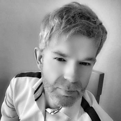 #Author. Writer.
Mystery & Fantasy. Uis-Valla Fantasy Universe - Teacher of Creative Writing.
Writers Hub for Resources and Workshops.