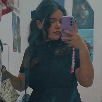 dudarochaforte's profile picture. 23 anos 
Viciada em livros since 2014 
otaku nem tão fedida
gamer (the sims 4, stardew valley, hello kitty island adventure e Ludo) 
delicada psicologicamente