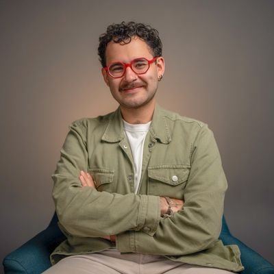 Fusagasugueño. Periodista en @elespectador. Ex @Bacanika y @ElTiempo. Rey del país del sueño y la quimera.