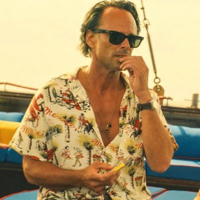 uzunuzunyollarr's profile picture. 