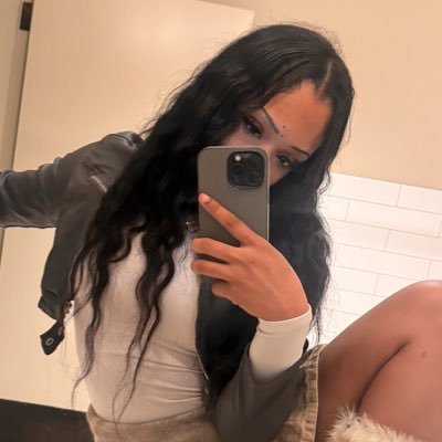 mulanyx's profile picture. 