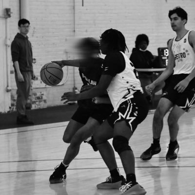 🇨🇦🏀 6’3 Slasher | 3.0🎓 Class of 2026 | Email eauseanhemans@gmail.com | 4372643287