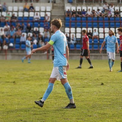 Jugador de Cuidad de Lucena. Ex de Granada CF, Marbella FC, SD Ejea, CD Guijuelo, SD Huesca, CD Don Benito, Arenas de Armilla⚽ Instagram: Manuumolina7