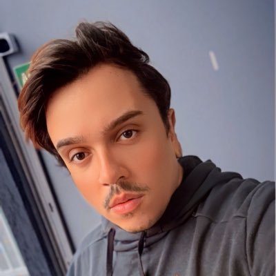 eu vou reclamar aqui. quer rir vai no insta. ou da risada das minhas burradas aqui mesmo
