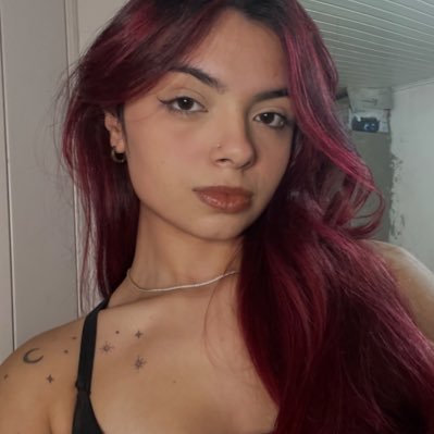 jusslinha's profile picture. a sad son of a bitch