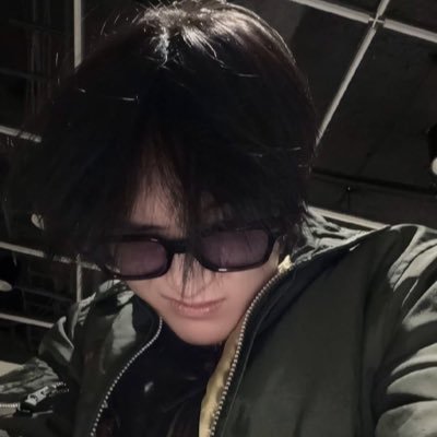 elly übermenschさんのプロフィール画像