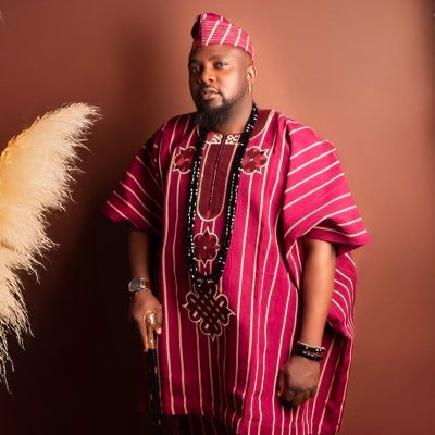 YemieFash's profile picture. Poised, Valiant, Contriver. Proudly Ondo State. Tweets are my views.
