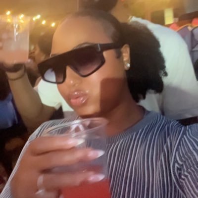 shimmyshimmyYEA's profile picture. a rare soul 🪂 | @kandlewerx 🪴🪔| Better 💍