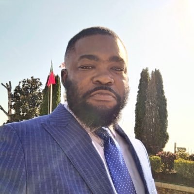 Communications Solutions architect. Ai enthusiast. former head of communications at energy ministry (Ghana). Entrepreneur. leader. believer