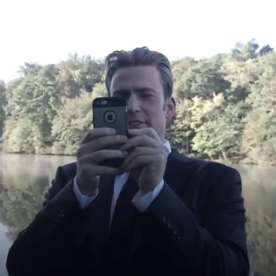 LoggedO999's profile picture. she/her - 19 🇬🇷/ pls dont follow this acc im not looking for moots etc, i only use it to follow artists and stuff im fixated on ! ❤️