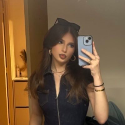 ilosuntae's profile picture. ●방탄소년단● forza ferrari..........❤💙..........