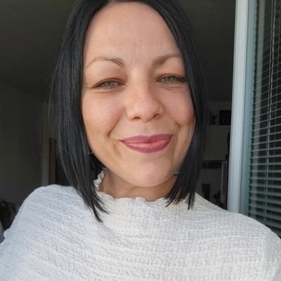 jessica_fitz's profile picture. Chodím sem jenom tehdy, když nemám nic lepšího na práci.