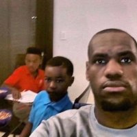 Streaming News (@streamerswrld) 's Twitter Profile