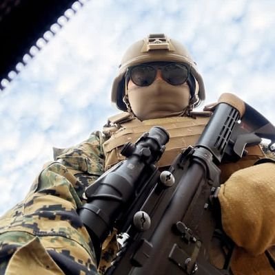 Я український воїн, ми захищаємо наших матерів, дружин, дітей і весь світ свободи💛💙🙏