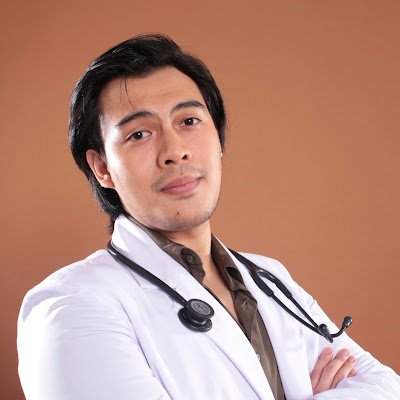 Striving to become a Neurosurgeon👨🏻⚕️
🧠 ❤️🥼🔬🎞️🎾🏸