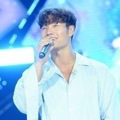 💚김종국/런닝맨/꾹멍커플/spartace💚
트친 언제나 환영!
혹시라도 꾸깅이 인형 양도하실 생각 있으신 분들 꼭 연락주세요..!!🙏🙏