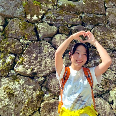 読書(主に歴史と防災とジオ)、運動(主にスキーとダンス)、走る(主に城址と城址までの道)、食べる(主に炭水化物とタンパク質)、石(主に緑泥片岩とチャート)などが好き。戦国プリンセス(戦国時代)博士ちゃん、防災検定アンバサダー。人見知りだけど、人好き。学生なので、母管理の元、Xを楽しみます!٩(ˊᗜˋ*)و