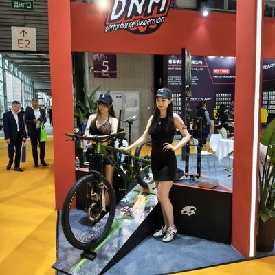 zimuqiohaha's profile picture. Professional bicycle spare parts producer and exporter from China mainland.

Contact me:

 Wechat:unkle_chou
What'sapp 8618675290378