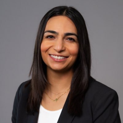 m4 @loyolastritch applying internal medicine. alum @uchicago. passionate about mentorship & academic medicine. @survivorcbs superfan 🌴 opinions my own