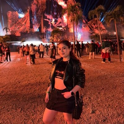 AnestEli's profile picture. 🌹