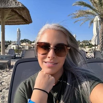 Annistr25945's profile picture. !! Kindness is more important than wisdom, and the realization of this is the beginning of wisdom.💕