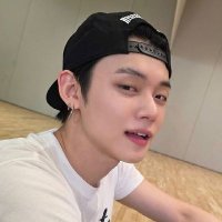 fran saw txt (@xhrrysdimples) 's Twitter Profile