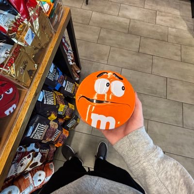 robbie_g21's profile picture. Elon 29’