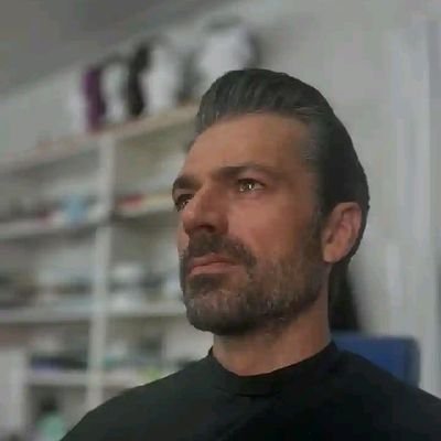 Luca_official2's profile picture. Benvenuti nell'account Twitter ufficiale di Luca Argentero Segui e lascia un messaggio se sei un fan. Grazie